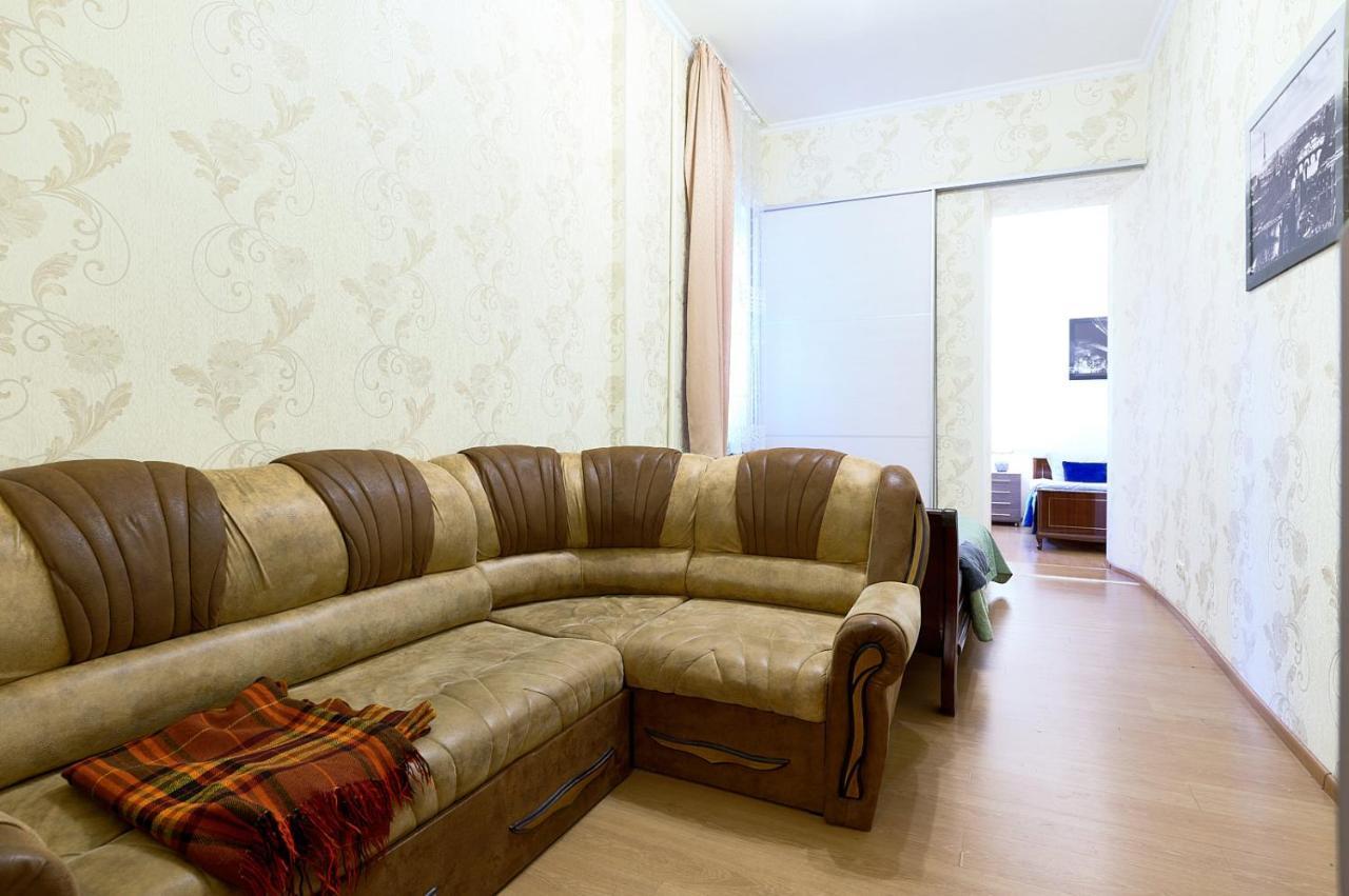 S12-58 Modern Aparthotel With Two 2Bedrooms In Central Kiev - Bessarabska Squere - Gulliver Mall - Olympic Stadium - Palace Of Sports - Saksahanskoho St, 12Б Dış mekan fotoğraf