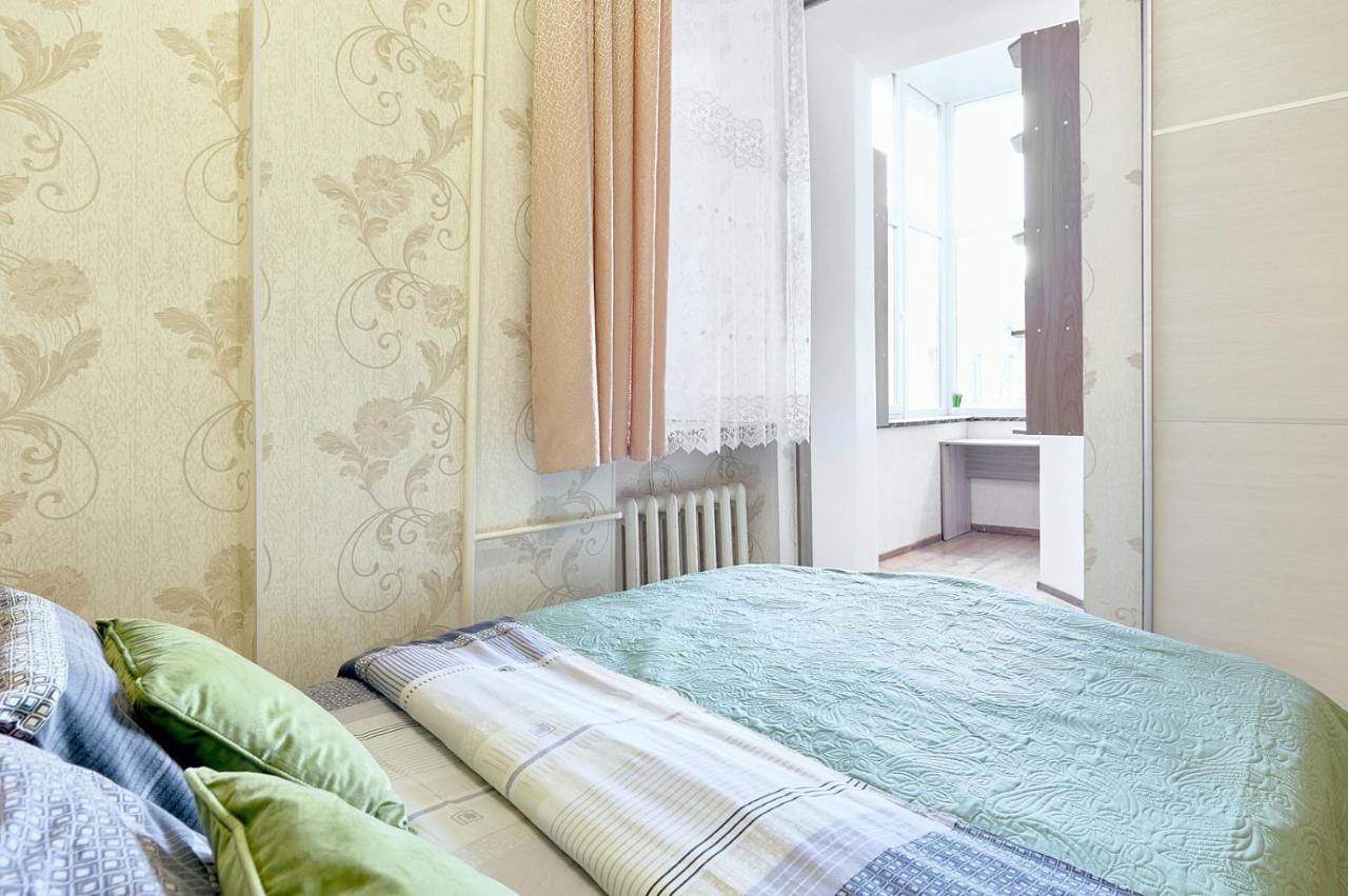 S12-58 Modern Aparthotel With Two 2Bedrooms In Central Kiev - Bessarabska Squere - Gulliver Mall - Olympic Stadium - Palace Of Sports - Saksahanskoho St, 12Б Dış mekan fotoğraf