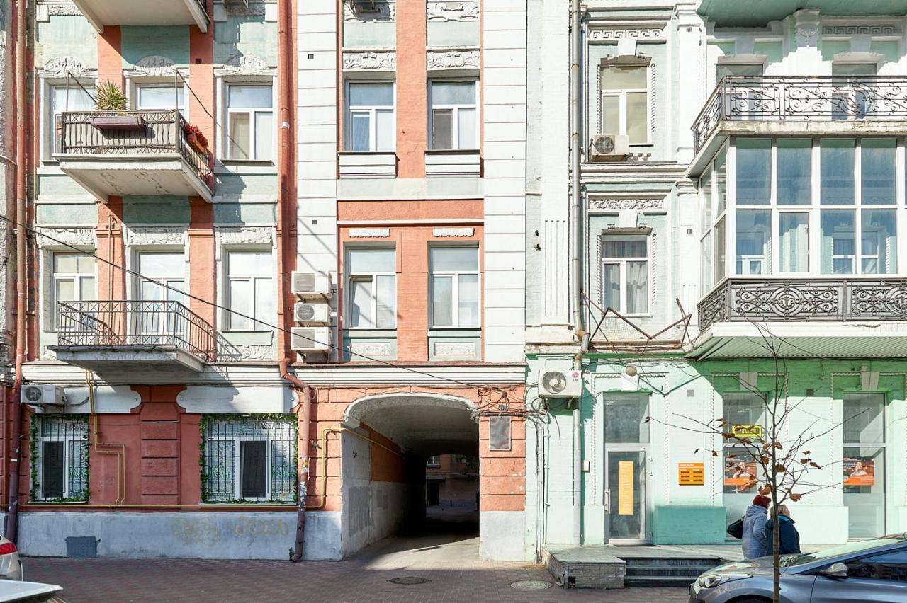 S12-58 Modern Aparthotel With Two 2Bedrooms In Central Kiev - Bessarabska Squere - Gulliver Mall - Olympic Stadium - Palace Of Sports - Saksahanskoho St, 12Б Dış mekan fotoğraf