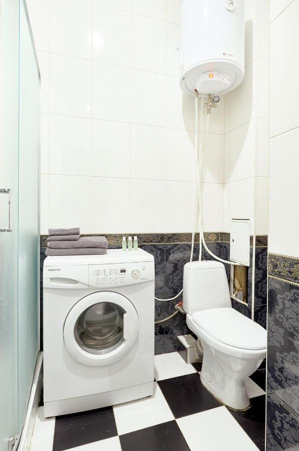 S12-58 Modern Aparthotel With Two 2Bedrooms In Central Kiev - Bessarabska Squere - Gulliver Mall - Olympic Stadium - Palace Of Sports - Saksahanskoho St, 12Б Dış mekan fotoğraf
